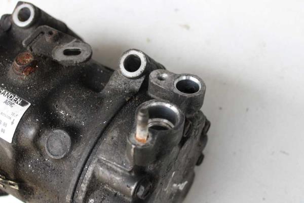 COMPRESSEUR DE CLIMATISATION CITROEN / PEUGEOT - Vue 2